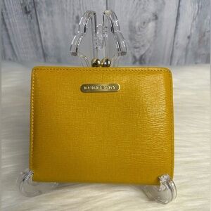 BURBERRY vintage leather kisslock wallet in mustard